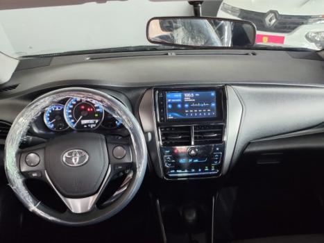 TOYOTA Yaris Sedan 1.5 16V 4P FLEX XL MULTIDRIVE AUTOMTICO CVT, Foto 11
