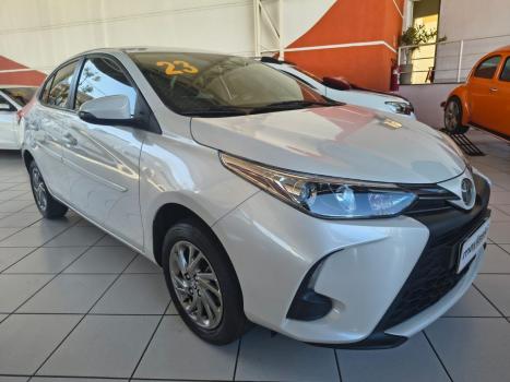 TOYOTA Yaris Sedan 1.5 16V 4P FLEX XS MULTIDRIVE AUTOMTICO CVT, Foto 3