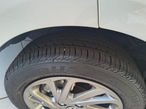 TOYOTA Yaris Sedan 1.5 16V 4P FLEX XS MULTIDRIVE AUTOMTICO CVT, Foto 9