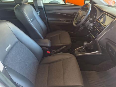 TOYOTA Yaris Sedan 1.5 16V 4P FLEX XS MULTIDRIVE AUTOMTICO CVT, Foto 12