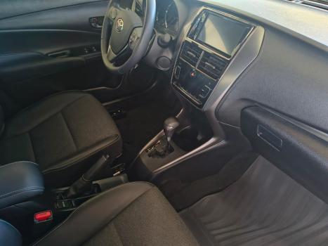 TOYOTA Yaris Sedan 1.5 16V 4P FLEX XS MULTIDRIVE AUTOMTICO CVT, Foto 14