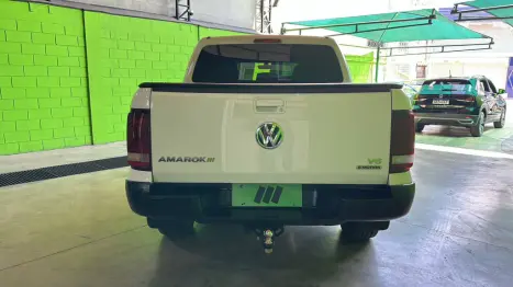 VOLKSWAGEN Amarok 3.0 V6 CABINE DUPLA CONFORT 4X4 TURBO INTERCOOLER AUTOMTICO, Foto 2