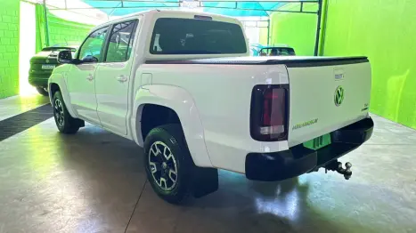 VOLKSWAGEN Amarok 3.0 V6 CABINE DUPLA CONFORT 4X4 TURBO INTERCOOLER AUTOMTICO, Foto 6