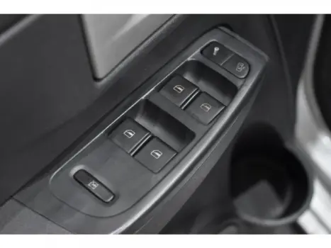 VOLKSWAGEN Crossfox 1.6 4P FLEX, Foto 6