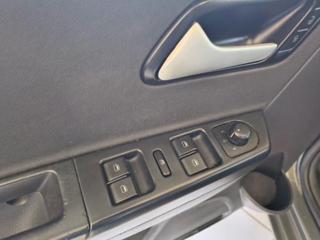 VOLKSWAGEN Fox 1.0 4P FLEX, Foto 17
