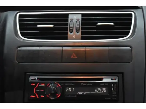 VOLKSWAGEN Fox 1.0 4P FLEX, Foto 12