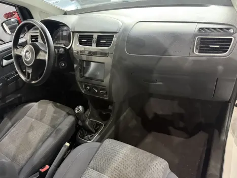 VOLKSWAGEN Fox 1.0 FLEX, Foto 3