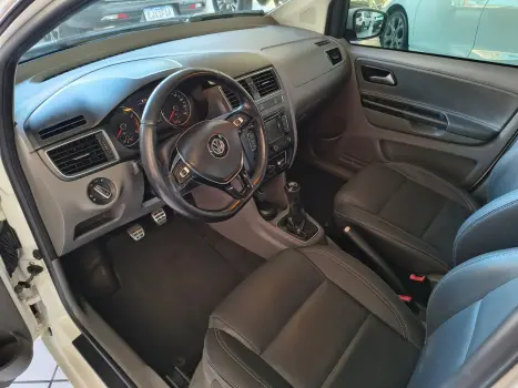 VOLKSWAGEN Fox 1.6 16V 4P MSI HIGHLINE FLEX, Foto 16