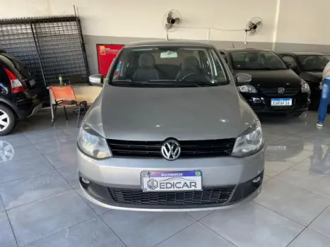 VOLKSWAGEN Fox 1.6 4P, Foto 6