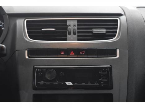 VOLKSWAGEN Fox 1.6 4P, Foto 8