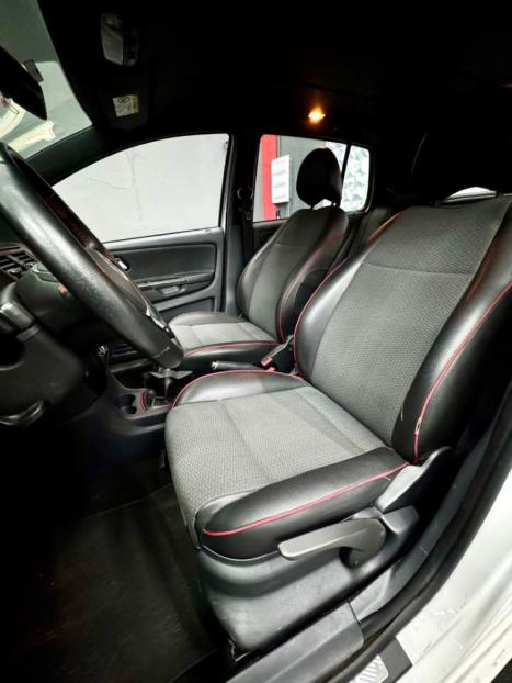 VOLKSWAGEN Fox 1.6 4P ROCK IN RIO FLEX, Foto 7