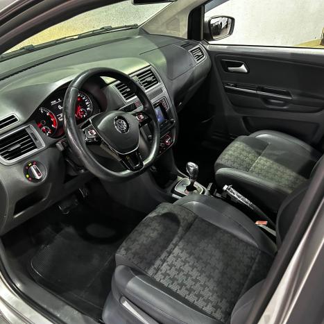 VOLKSWAGEN Fox 1.6 4P FLEX CONNECT I-MOTION AUTOMATIZADO, Foto 8