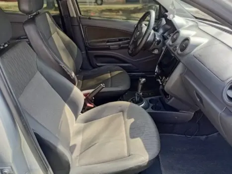 VOLKSWAGEN Gol 1.0 4P CITY, Foto 5