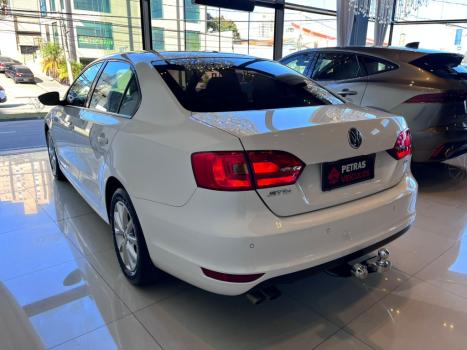 VOLKSWAGEN Jetta 2.0 4P FLEX CONFORTLINE TIPTRONIC AUTOMTICO, Foto 3