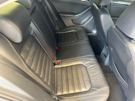 VOLKSWAGEN Jetta 2.0 4P TSI HIGHLINE 211 CV AUTOMTICO, Foto 16