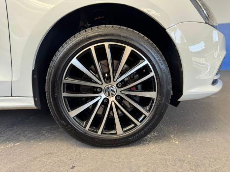 VOLKSWAGEN Jetta 2.0 4P TSI HIGHLINE 211 CV AUTOMTICO, Foto 18
