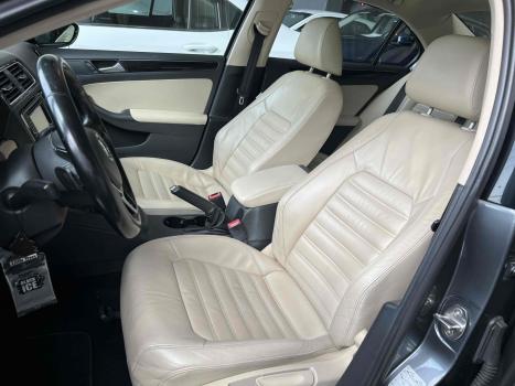 VOLKSWAGEN Jetta , Foto 13