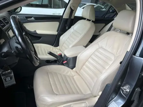 VOLKSWAGEN Jetta , Foto 13