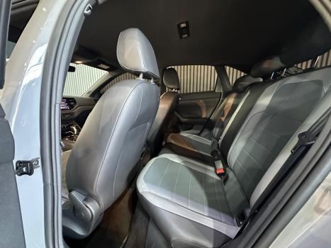 VOLKSWAGEN Nivus 1.0 4P FLEX 200 TSI HIGHLINE TURBO AUTOMTICO, Foto 14