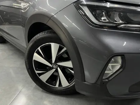 VOLKSWAGEN Nivus 1.0 4P FLEX 200 TSI COMFORTLINE TURBO AUTOMTICO, Foto 2