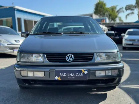 VOLKSWAGEN Passat 2.0 4P GL, Foto 1