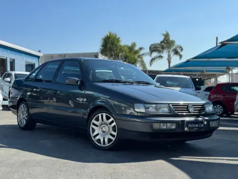 VOLKSWAGEN Passat 2.0 4P GL, Foto 2