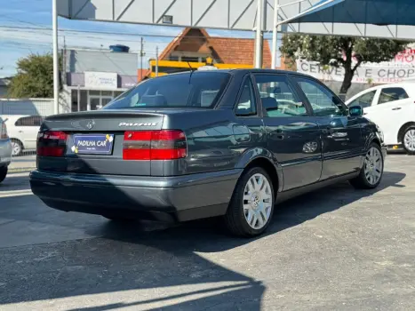VOLKSWAGEN Passat 2.0 4P GL, Foto 6