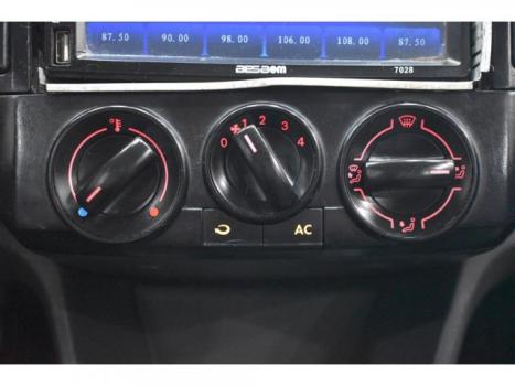 VOLKSWAGEN Polo Sedan 1.6 4P FLEX, Foto 10
