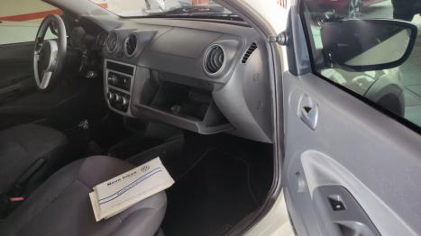 VOLKSWAGEN Saveiro 1.6 CABINE ESTENDIDA FLEX, Foto 10