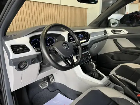 VOLKSWAGEN T-Cross 1.4 4P 250 TSI FLEX HIGHLINE AUTOMTICO, Foto 17