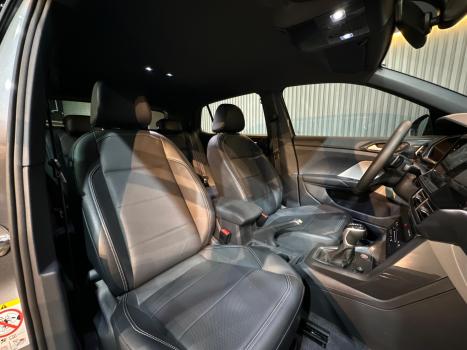 VOLKSWAGEN T-Cross 1.4 4P 250 TSI FLEX HIGHLINE AUTOMTICO, Foto 16