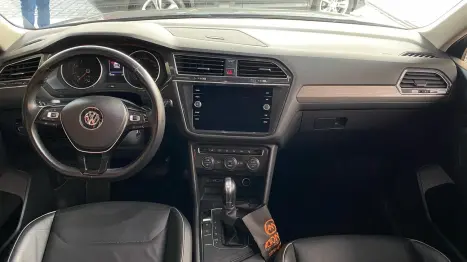 VOLKSWAGEN Tiguan 1.4 16V 4P TSI TURBO DSG AUTOMTICO, Foto 4