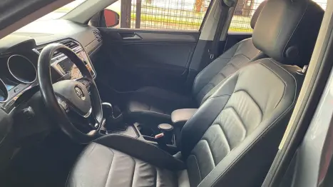 VOLKSWAGEN Tiguan 1.4 16V 4P TSI TURBO DSG AUTOMTICO, Foto 6