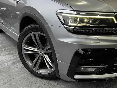 VOLKSWAGEN Tiguan 2.0 16V 4P TSI 4WD TURBO AUTOMTICO, Foto 2