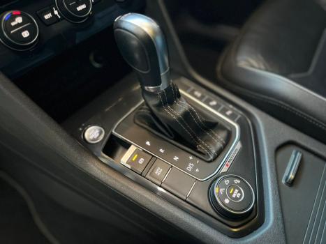 VOLKSWAGEN Tiguan 2.0 16V 4P TSI 300 TURBO R-LINE AUTOMTICO, Foto 11