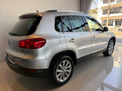 VOLKSWAGEN Tiguan 2.0 16V 4P TSI 4WD TURBO AUTOMTICO, Foto 2