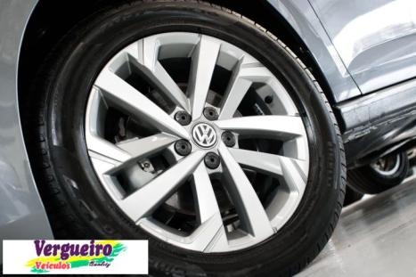 VOLKSWAGEN Virtus 1.0 4P 200 TSI FLEX COMFORTLINE AUTOMTICO, Foto 3