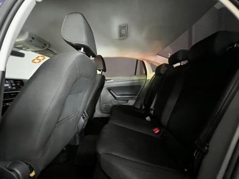 VOLKSWAGEN Virtus 1.0 4P 200 TSI FLEX COMFORTLINE AUTOMTICO, Foto 11
