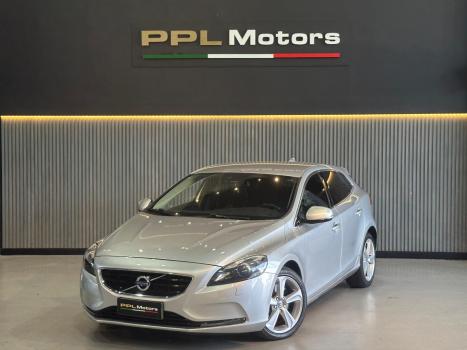 VOLVO V40 2.0 4P T4 DYNAMIC TURBO AUTOMTICO, Foto 4