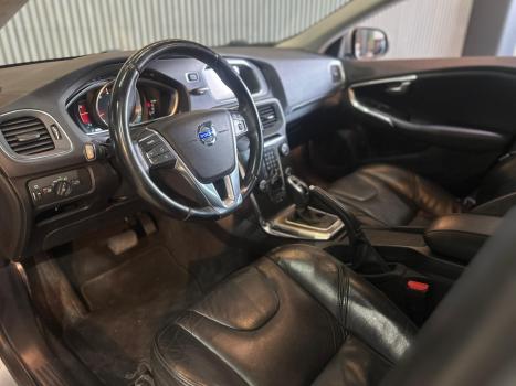 VOLVO V40 2.0 4P T4 DYNAMIC TURBO AUTOMTICO, Foto 6