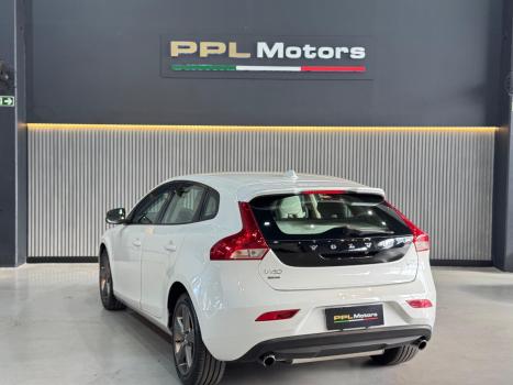 VOLVO V40 2.0 4P T4 KINETIC TURBO AUTOMTICO, Foto 5