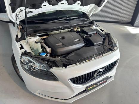 VOLVO V40 2.0 4P T4 KINETIC TURBO AUTOMTICO, Foto 10