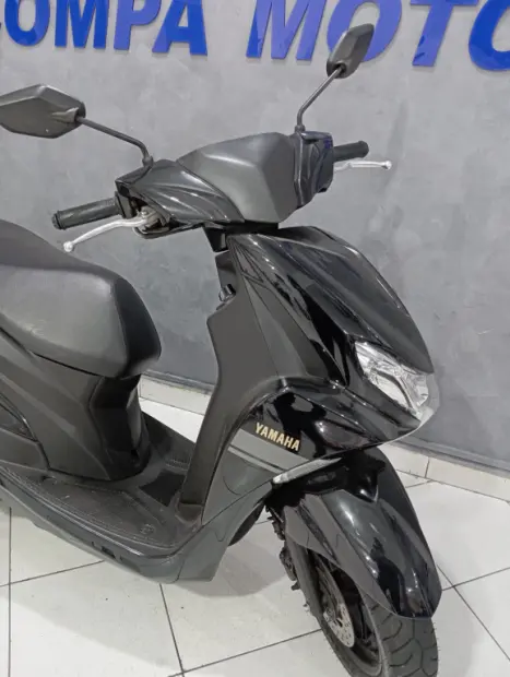 YAMAHA Fluo 125 ABS, Foto 3