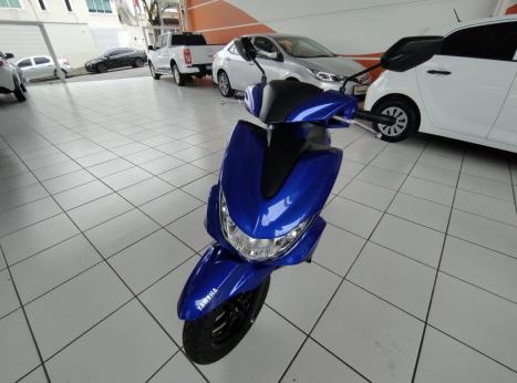 YAMAHA Fluo 125 ABS, Foto 4