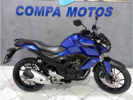 YAMAHA FZ 15 Fazer ABS, Foto 1