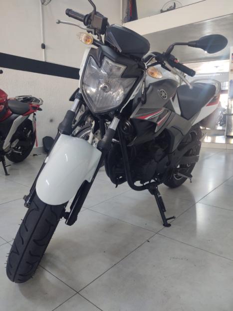 YAMAHA FZ 25 250 Fazer Flex , Foto 3