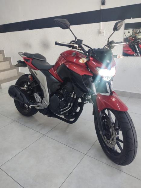 YAMAHA FZ 25 250 Fazer Flex , Foto 1