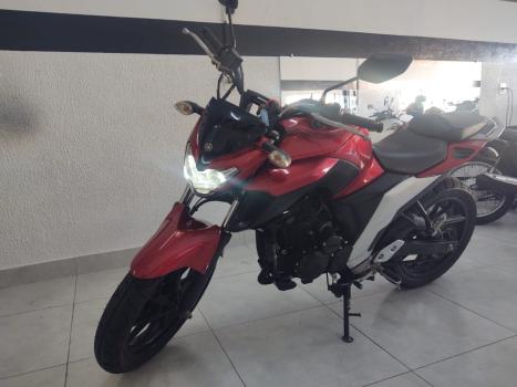 YAMAHA FZ 25 250 Fazer Flex , Foto 4
