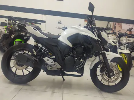 YAMAHA FZ 25 250 Fazer Flex , Foto 6