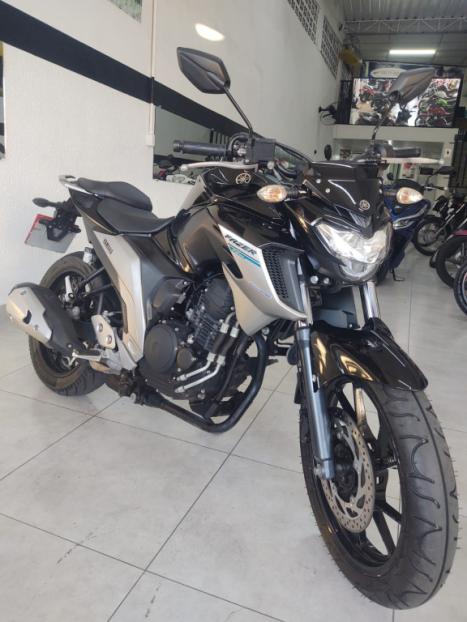 YAMAHA FZ 25 250 Fazer Flex , Foto 3